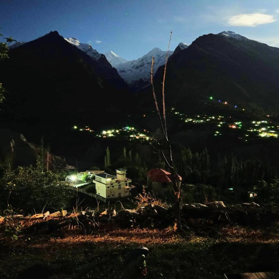 Backpackers Stories By Old Hunza Inn Karimabad  Εξωτερικό φωτογραφία
