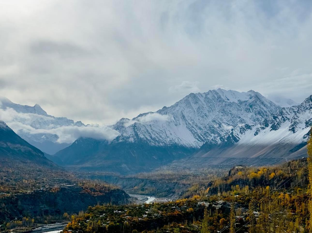 Backpackers Stories By Old Hunza Inn Karimabad  Εξωτερικό φωτογραφία